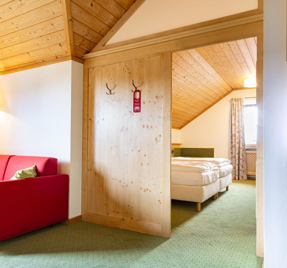 Glasl'S Landhotel Zorneding Exterior photo