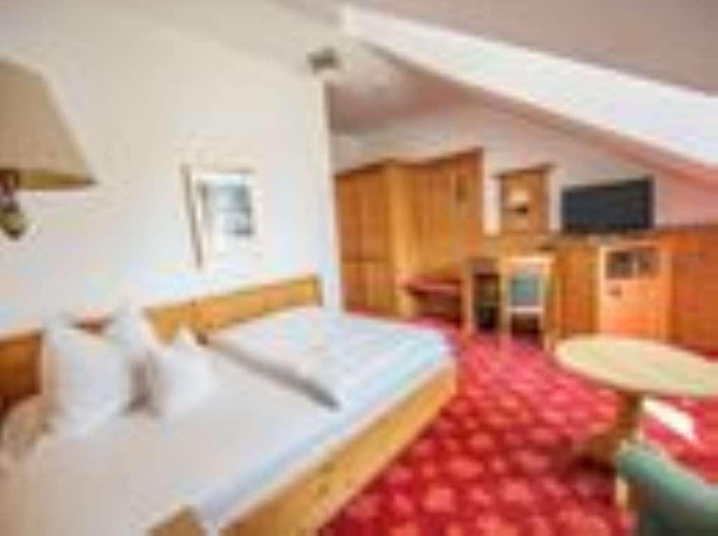 Glasl'S Landhotel Zorneding Room photo