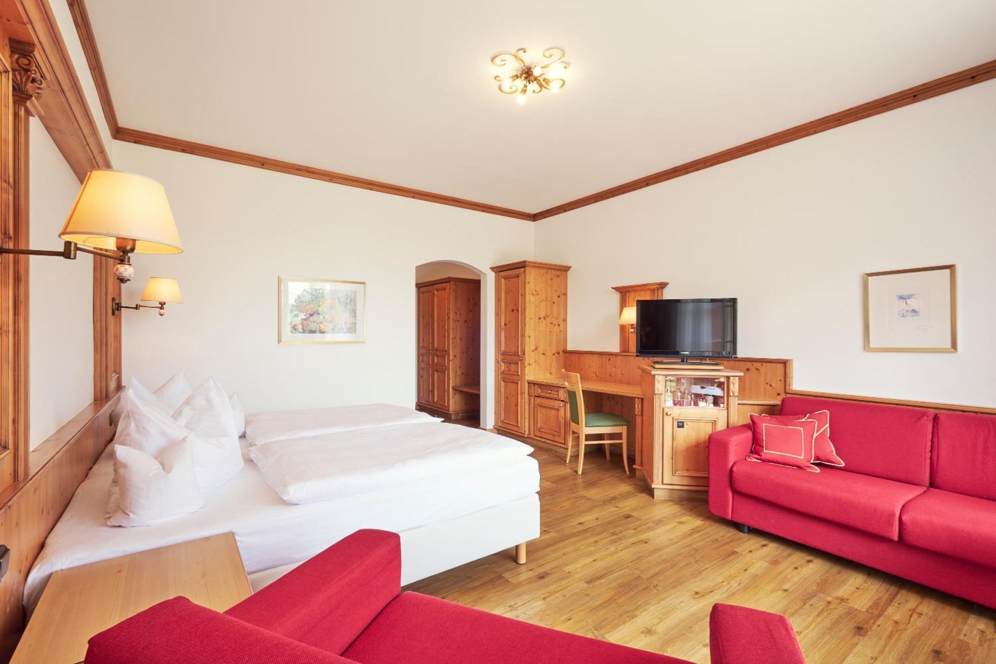 Glasl'S Landhotel Zorneding Exterior photo