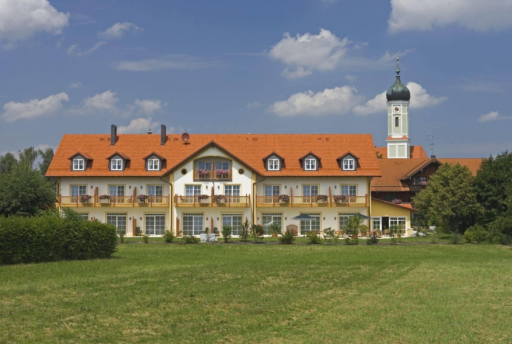 Glasl'S Landhotel Zorneding Exterior photo